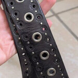 Vintage Y2K Fossil Black Genuine Leather Grommet Studded Belt